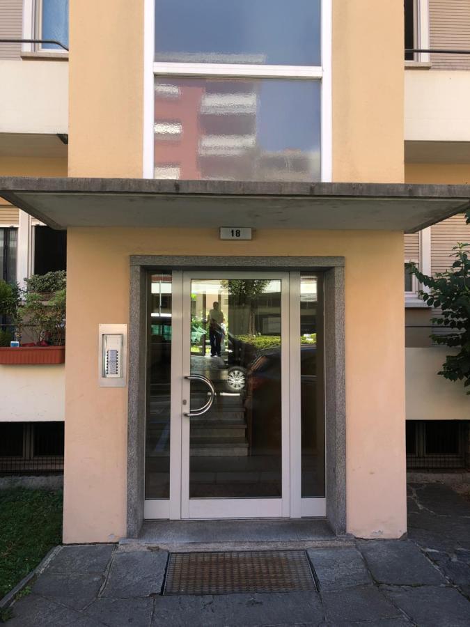 New & Modern Apartment With Beautiful Lake View! Lugano Kültér fotó